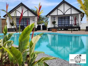 BERUNTUNG KE BARI RESORT @ PANTAI PENARIK