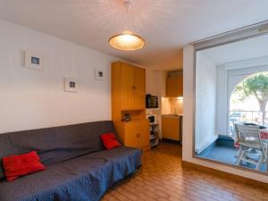 Appartements T2 avec Piscine a Gruissan - Proche Plage et Commerces - FR-1-409A-14 : photos des chambres