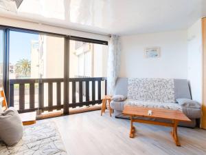 Appartement lumineux à Gruissan, 2 chambres, proche plage, parking sécurisé, mini-box WIFI, non-fumeur - FR-1-409A-15