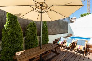 Ambassador Private Pool Suites