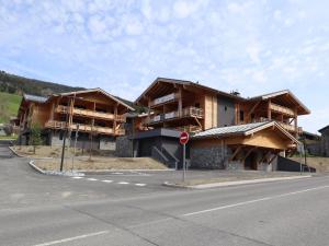 Les Gets - Moderne appartement, 1.5km du centre, 400m des pistes, terrasse, 2 chambres, WiFi, parking - FR-1-623-339