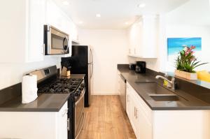 Chic Koreatown 1 Bedroom Close to Downtown LA with free Gated Parking