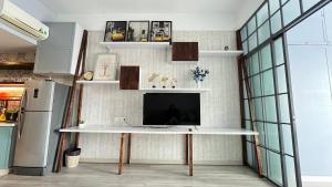 Saigon CBD Apartment - Infinity Pool