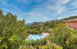 Maisons de vacances Amazing Home In Les Adrets-de-lestre With Outdoor Swimming Pool, Wifi And 5 Bedrooms : photos des chambres