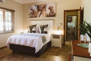 Monzi Safari Lodge