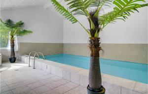 Amazing Home In Væggerløse With Sauna