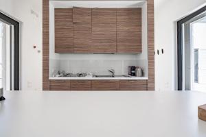 Lamia del Lupo by Rentbeat