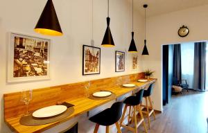 AMZEI Studios & Suites