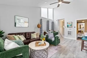 Endless Sunset- Near Beach Surf and Pet Friendly - 亨廷顿海滩