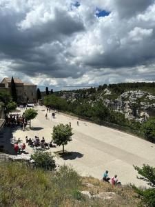 Maisons de vacances Au coeur des baux : photos des chambres