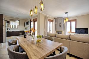 Villa Kostantina by PosarelliVillas