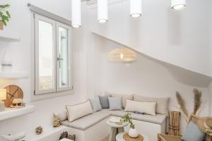 NiaN CYCLADIC SUITE