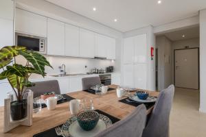 Apartamento Rocha Mar by Portucasa