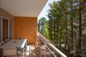 One-Bedroom Apartment room in Résidence du Lido
