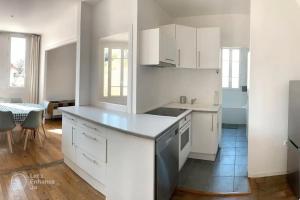 Appartements Nice spacious and bright apartment in Arcueil : photos des chambres