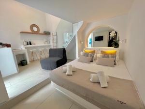 Thanos Place Mykonos Town by DiVal Properties