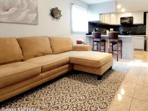 RED DOOR HOUSE - Mulberry