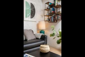 Lapa 3BDR Duplex W Balcony by LovelyStay