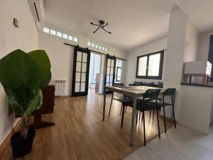 Dos Torres Hobbiton- En el Corazón del Casco Histórico