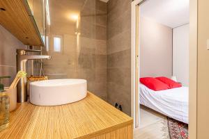 Pleasant and bright chartreuse with terrace