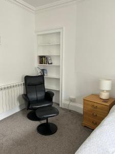 Stylish 2nd Floor Georgian 1 Bedroom Apartment