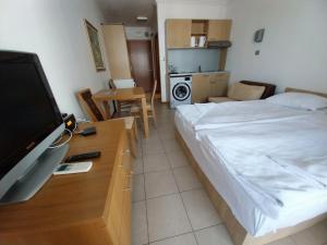 Private Studio in Emerald Beach Resort