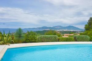 Villas Villa Montobello - Piscine chauffee et vue mer : photos des chambres