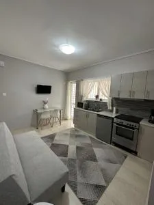 Όμορφο διαμέρισμα (Αργυρούπολη) - Aryiroúpolis