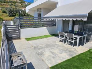 Abigel Apartment Tolo