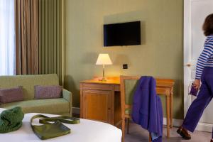 Hotels Le Littre : photos des chambres