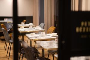 Hotels Hotel Le Roosevelt Lyon : photos des chambres