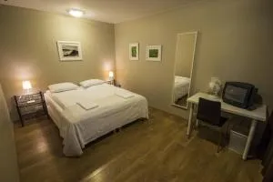 林佳斯宾馆 - 雷扎尔菲厄泽