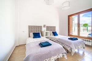 El Valle Golf Resort- Private Pool- Bbq- Parking