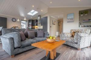 Field Lodge