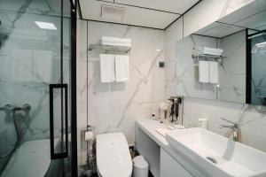 STAR OVER SEA By Deep night