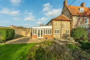 The Old Dairy - 伯彻姆牛顿