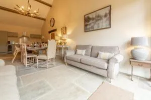 Fallow Folly - 伯彻姆牛顿