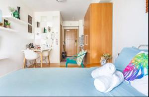 Staycation in Manila (2 min. walk to Robinsons)