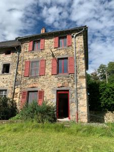 Maisons de vacances Domaine de Luc Gite a la Ferme : Maison 5 Chambres