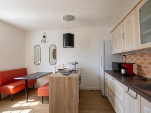 Maisons de vacances Gite Rampieux, 6 pieces, 10 personnes - FR-1-616-82 : photos des chambres