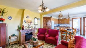 Villa Eduardo Nerja by Ruralidays