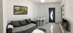 ASL HOUSE - Skrofotinë