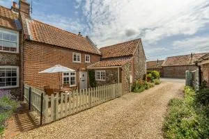 Sextons Yard Cottage - Stanhoe