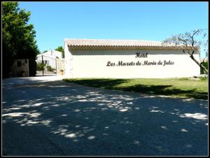 Hotels Les Mazets de Marie de Jules : photos des chambres