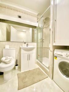 Apt - Balcony- Kensington-24 7 security