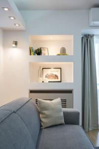 Superb River Views 1BR + Parking