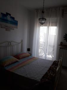 Bilocale in palazzo quinto piano con ascensore