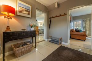 2 Dix Cottages
