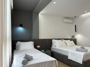 Luxurious seaside apartment