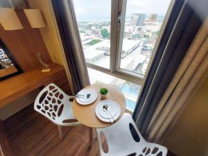 Centrio Tower w Netflix + WiFi